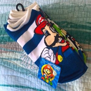 5 pack of Super Mario No-Show Socks